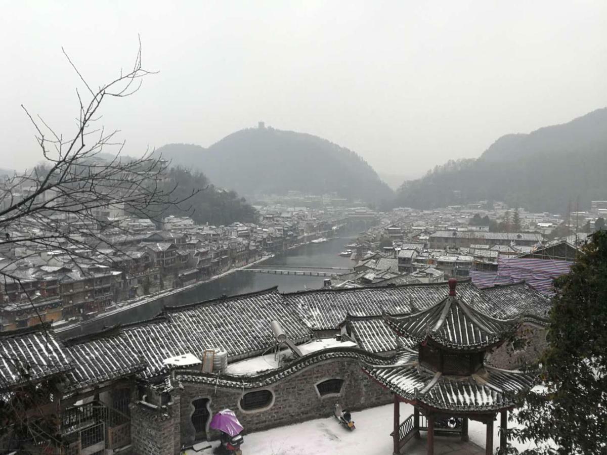 Hotel Hemu House à Fenghuang Extérieur photo